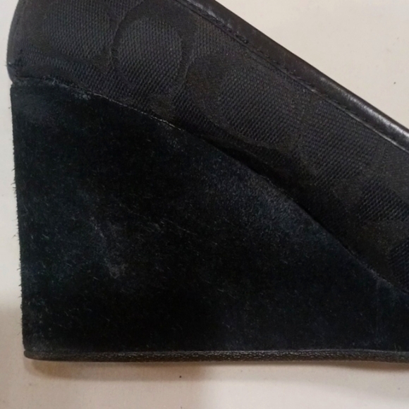 Vintage Coach Issy Black Suede and Jacquard Wedge size 8.5 - Picture 12 of 13